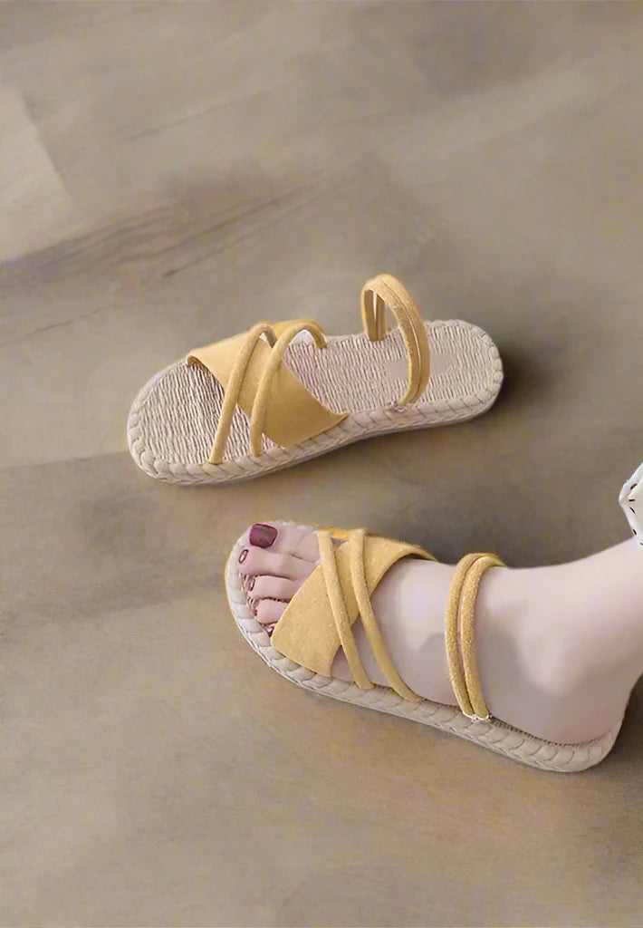 סנדלי נשים- גו'אי