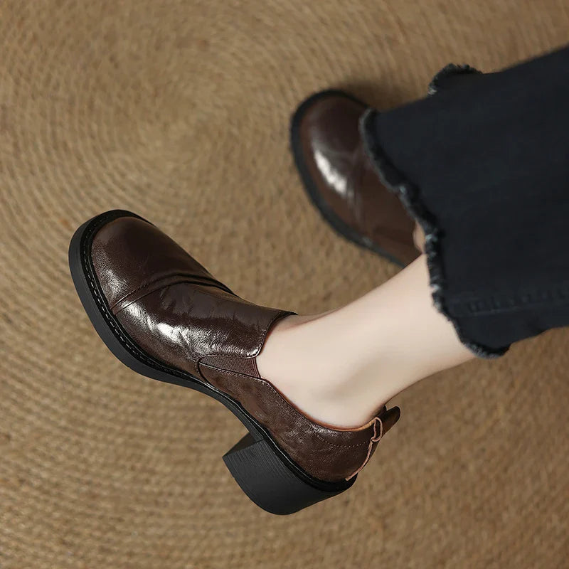 נעליים שטוחות- ג׳ול