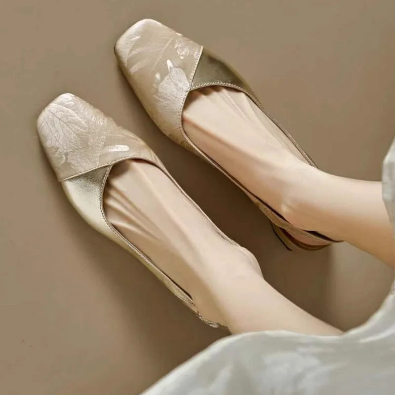 נעלי עקב- הלנה