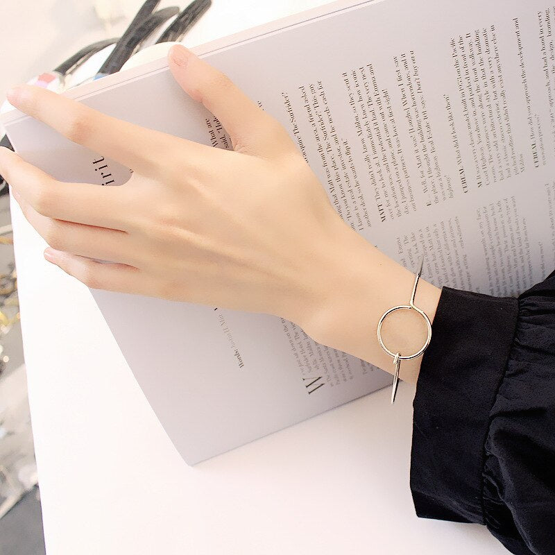 צמיד עיגול גיאומטרי